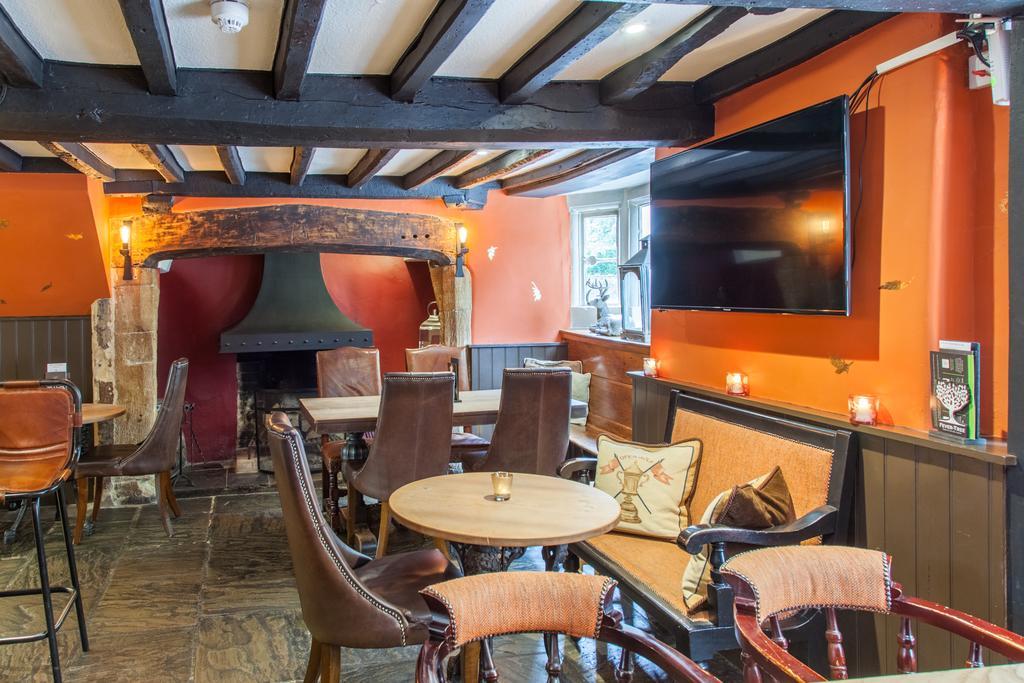 The Wychwood Inn Shipton under Wychwood Екстериор снимка