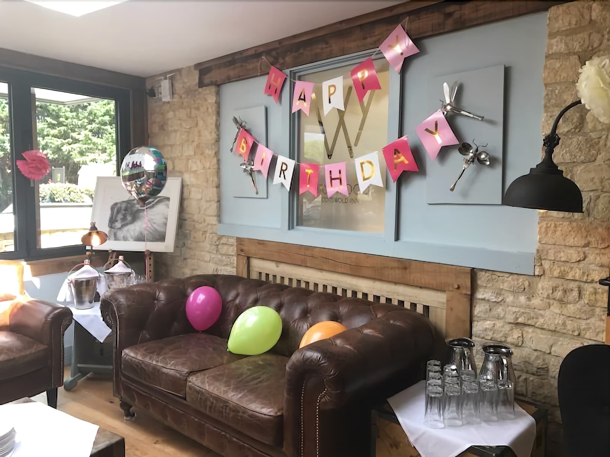 The Wychwood Inn Shipton under Wychwood Екстериор снимка